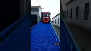 Container loading and unloading ramps by forklift