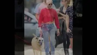 kristen stewart and stella maxwell with her friends