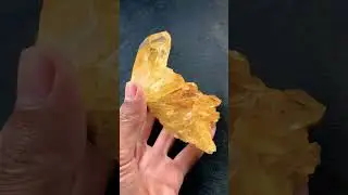 Golden Quartz || #short #shortvideo #gemstone #quartz #shorts
