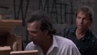 Real Men  (1987) - Clown attack