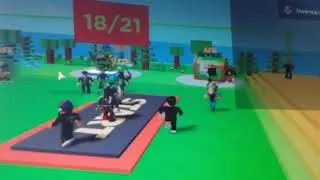 Играю в роблакси Evolution Survival  .