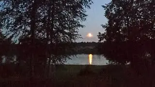 По&euml;т Ира Шраго. 