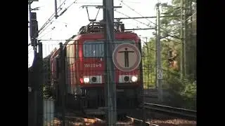 Freight train with DB 155 224 9 passes the station #155 #cargo #trainspotting
