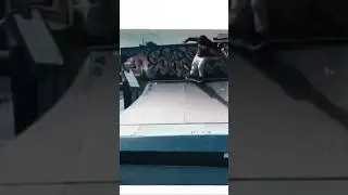 Skate no asfalto. #skatepoesia #skatesalva #skills #skater #lifestyle ##shorts #skateboard