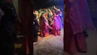 Uth gadi 🤗🥀🥰🫣 #rajasthanishort #marwadireel #viral #desi #marwadishort #shortfeed #smilesmile