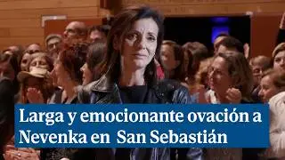 Larga y emocionante ovaci&oacute;n a Nevenka Fern&aacute;ndez en el Festival de Cine de San Sebasti&aacute;n