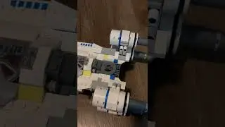 Reviewing the LEGO Rebel U-Wing Starfighter!