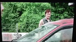 Merle Dixon Being Racist Towards Hispanics - 