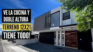 CASA con DOBLE ALTURA y LINDA COCINA 🏠