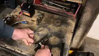 Autoloc large bear claw latches - what&rsquo;s wrong? Are they faulty or is it me?