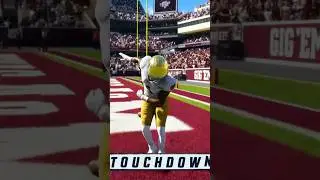 Read the defense & react, big run #10 #cfb26 #collegefootball #notredame #texasam #ps5 #gameplay