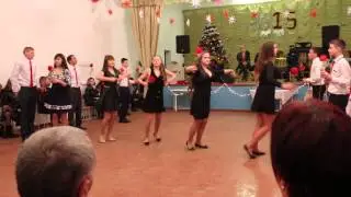 „O floare pentru mama”- dans- Revelion 2015, Liceul Teoretic Recea, r. Rîșcani