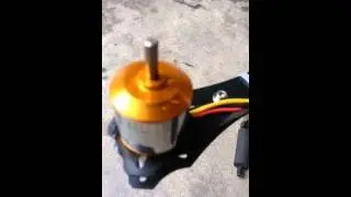 Test Motor Himodel 950KV ESC 40A Hobbywing