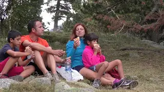 SAN MAURICI LAKE Nou Camping
