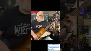 Power chords #sweetwater #bass#epiphone #thunderbird #mxr #havingfun
