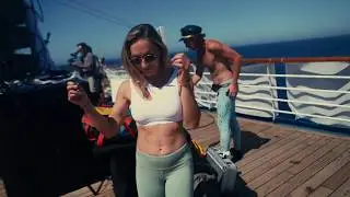 Deep House Yoga by DJ alissa.jo