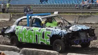2024 : Semi Stock V8 - Vermont State Championship Demolition Derby
