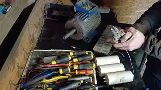 Motor transformat in generator cu excitare prin condensatori