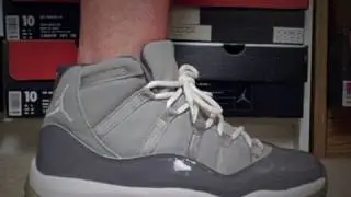 SNEAKERHEADZ - Don't Step on My J's
