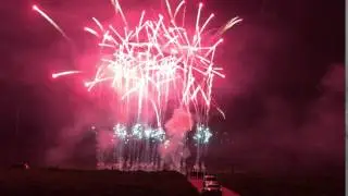 Fuegos Artificiales con efectos acuaticos