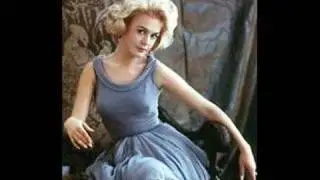 Sandra Dee - America's Sweetheart