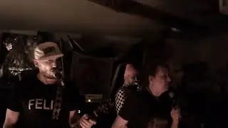 POMMES oder PIZZA - Igel live im Kr&auml;tzwerk Augsburg 1.8.2025