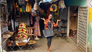 This is where Diaspora's shop in Ghana/ABURI CRAFT VILLAGE....