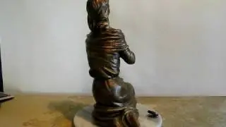 Bronzefigur - Blumenm&auml;dchen