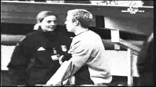 THE LUFC DIARIES: How To Distract Alan Smith