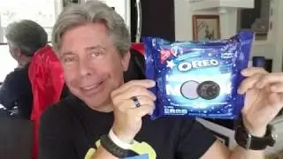 Oreo Marshmallow Moon Cookie Unboxing - Steven Kirk