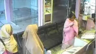 Robbery Of Gold Jewellery Shop pakistan