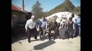 Eski horon ihtiyar delikanlılar