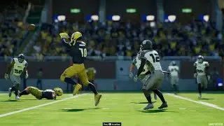 Ball Hawking Saftey Grabs A Pick!!! Maximum Football 24 Gameplay (CPU vs CPU)