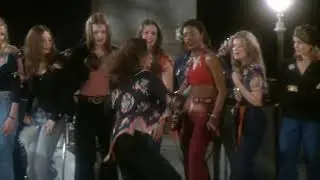 Jessica Harper's strange dance moves
