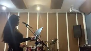 Арпи Абкарян (Red Rocks Group) OUTA GET ME GUNES AND ROSES COVER