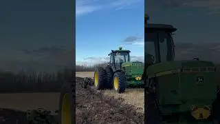 John Deere 4960 doing work! #goldentrackfarms #farming #plowing