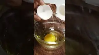 Poached egg vairl video #shortvideo #youtubeshorts #youtube #trendingshorts #ytshorts #viral #maste