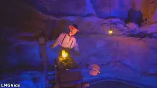 Calico Mine ride - Knott's Berry Farm | Ride & Queue | Low Light POV |