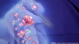 Blue Yuzen Houmongi - Floral Vintage Silk Women's Kimono Abstract Wavy Aurora Borealis-esque Design