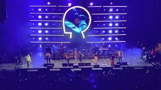 James - Sit Down - Leeds Arena - 2021 - Crowd Singing