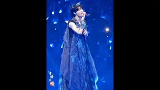 Chen Linong just transformed into a prairie prince under the stars 🌌