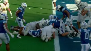Trelain Maddox punches it in for a TD!
