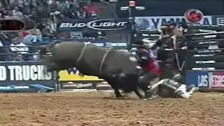 Clayton Williams&rsquo; Wild Buckoff - 07 PBR St. Louis
