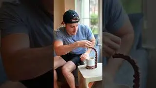 How to carry a Drink without spilling (thanks physics)