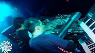 Sub6 - Pounding (Live mix 2005)