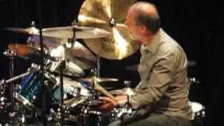 Dom Famularo Drum Solo part 1