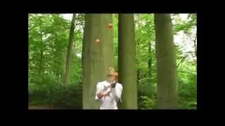AMAZING JUGGLING SKILLS