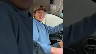 Разбиваем окно в автокафе #Shorts