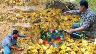 Amazing Found Gold Diamond Pearls Gold Under stone by a gold expert man