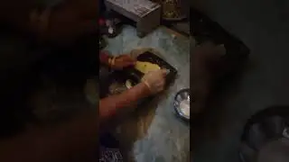 GRINDING MUSTARD ON STONE #shorts #youtubeshorts #shortsvideo #asmr #grind #mustard #traditional
